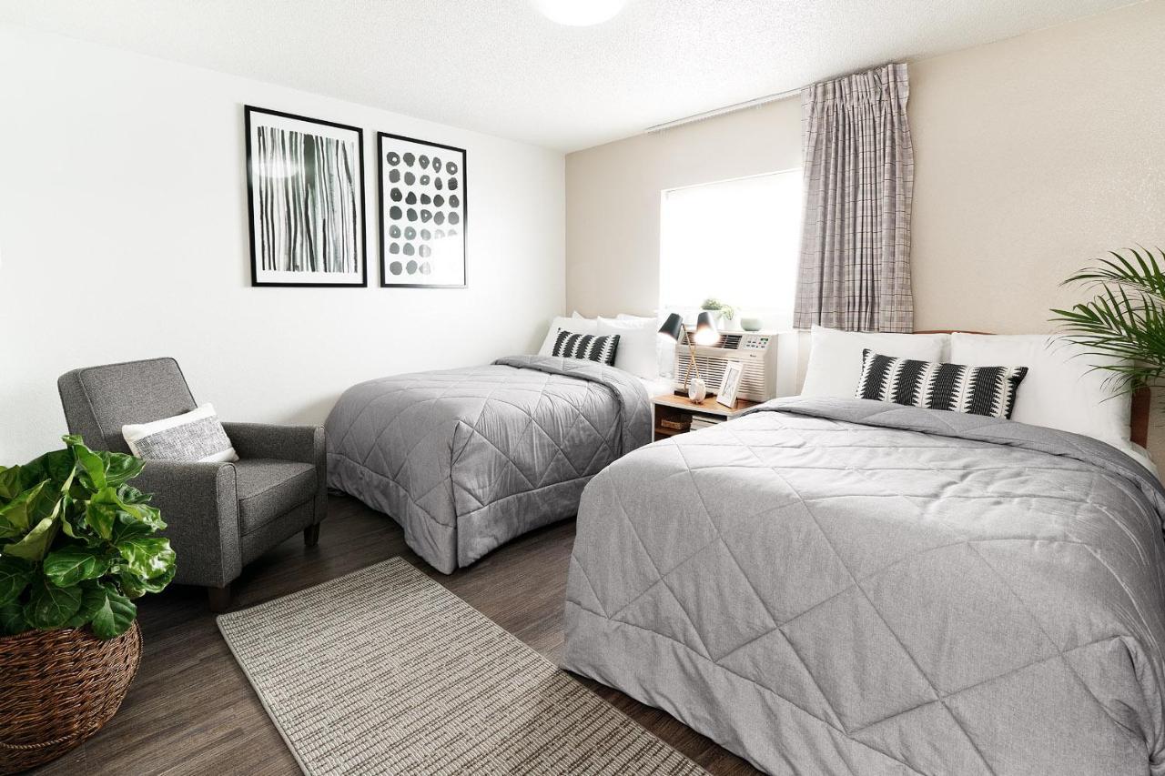 Intown Suites Extended Stay West Palm Beach Fl - Military Trail Rd Lake Park Exterior photo